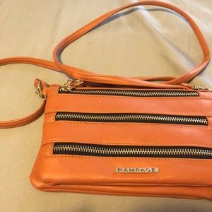 Rampage crossbody pursue